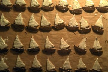 1000 whiteblack chocolate sailingvessel biscuits